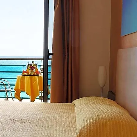 Mirage Hotel Torre Santa Sabina